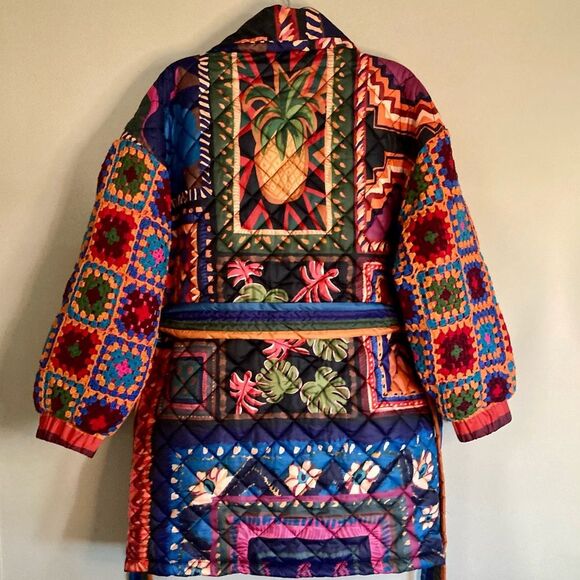 NEW FARM Rio Patchwork Tapestry Crochet Puffer Jacket Tropical Tie Belt Size XL - Picture 14 of 16